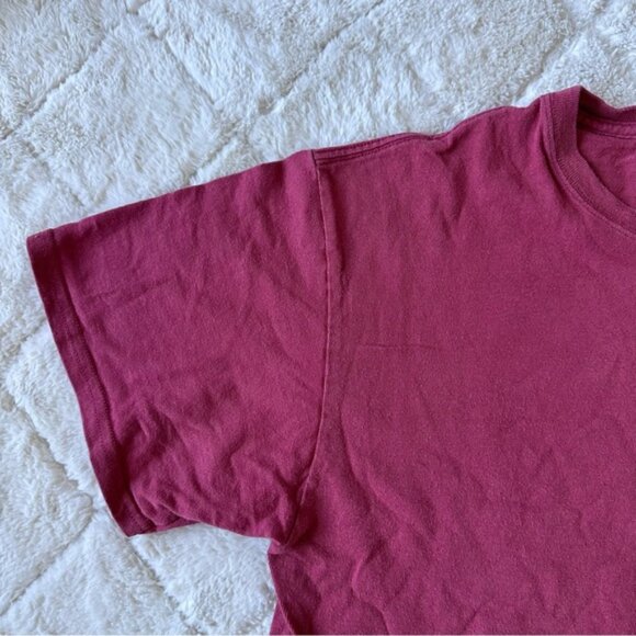 Simply Southern | Red & Gold "Do Everything With Love" Tee | Size Medium - Picture 8 of 14